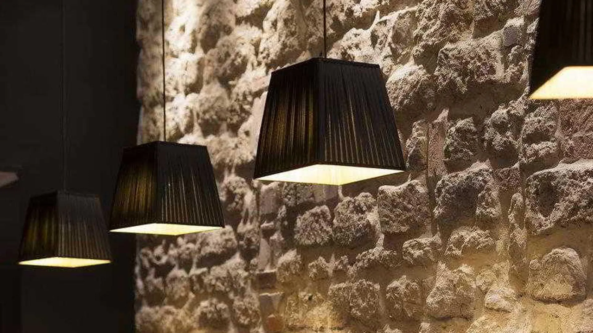 Hotel Les Theatres Paris