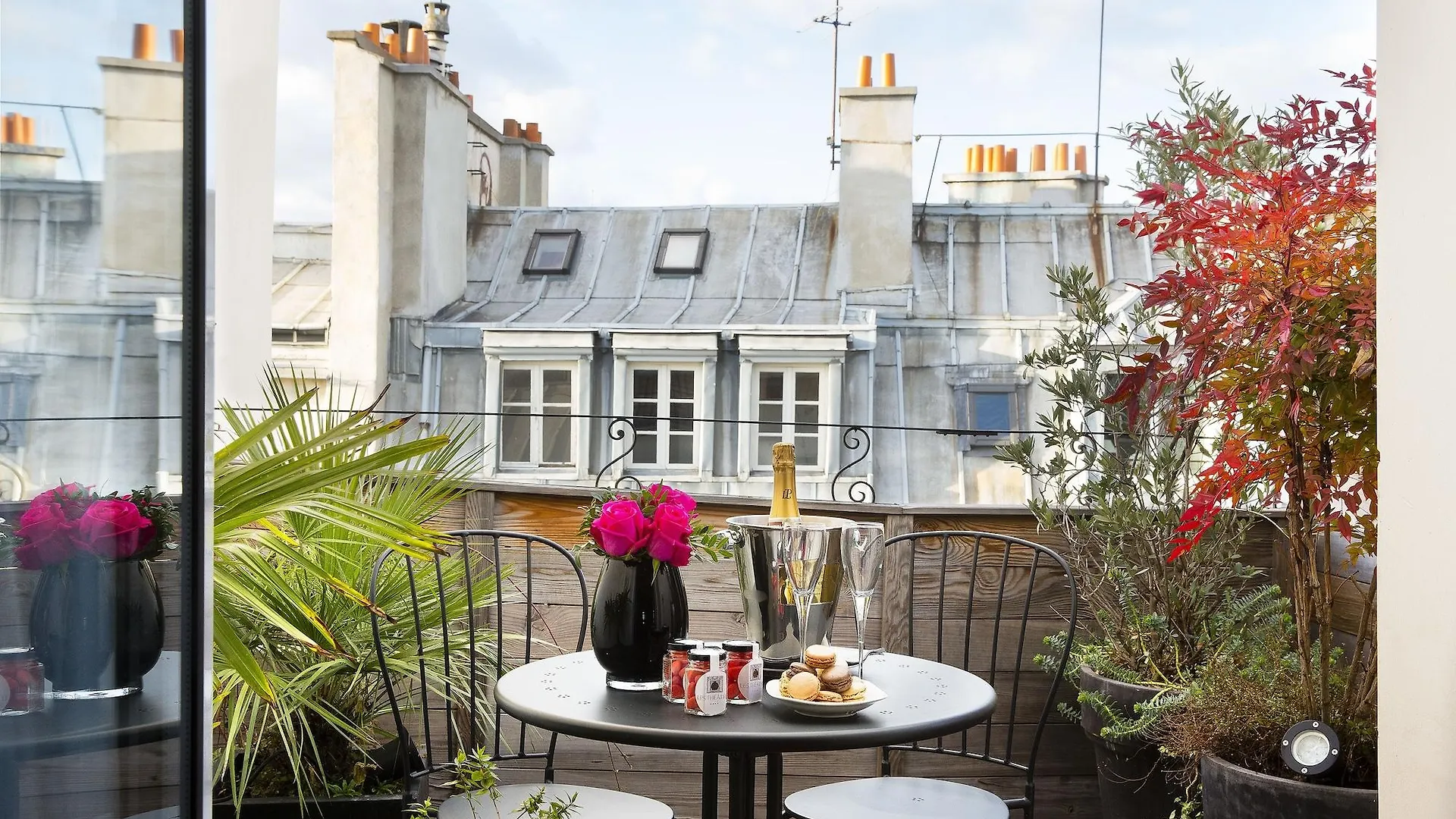 Hotel Les Theatres Paris