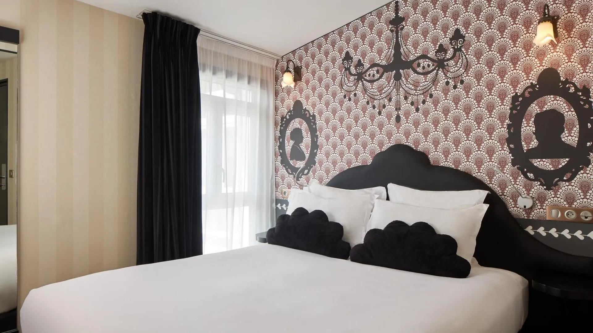 Hotel Les Theatres Paris 4*,