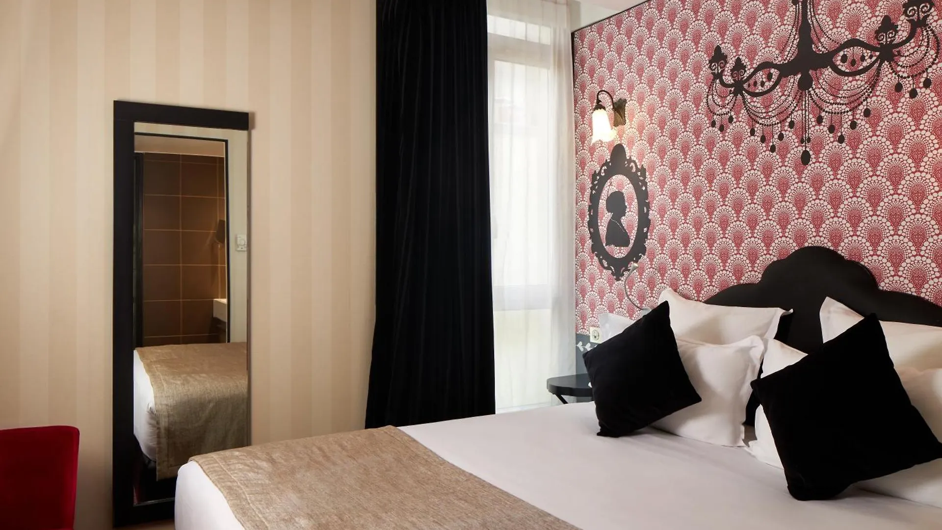 Hotel Les Theatres Paris France