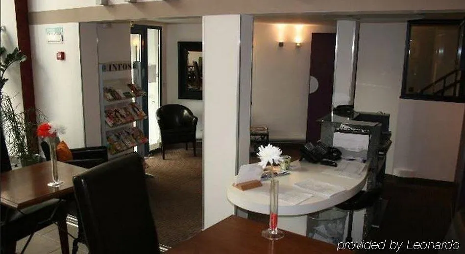 Hotel Les Theatres Paris